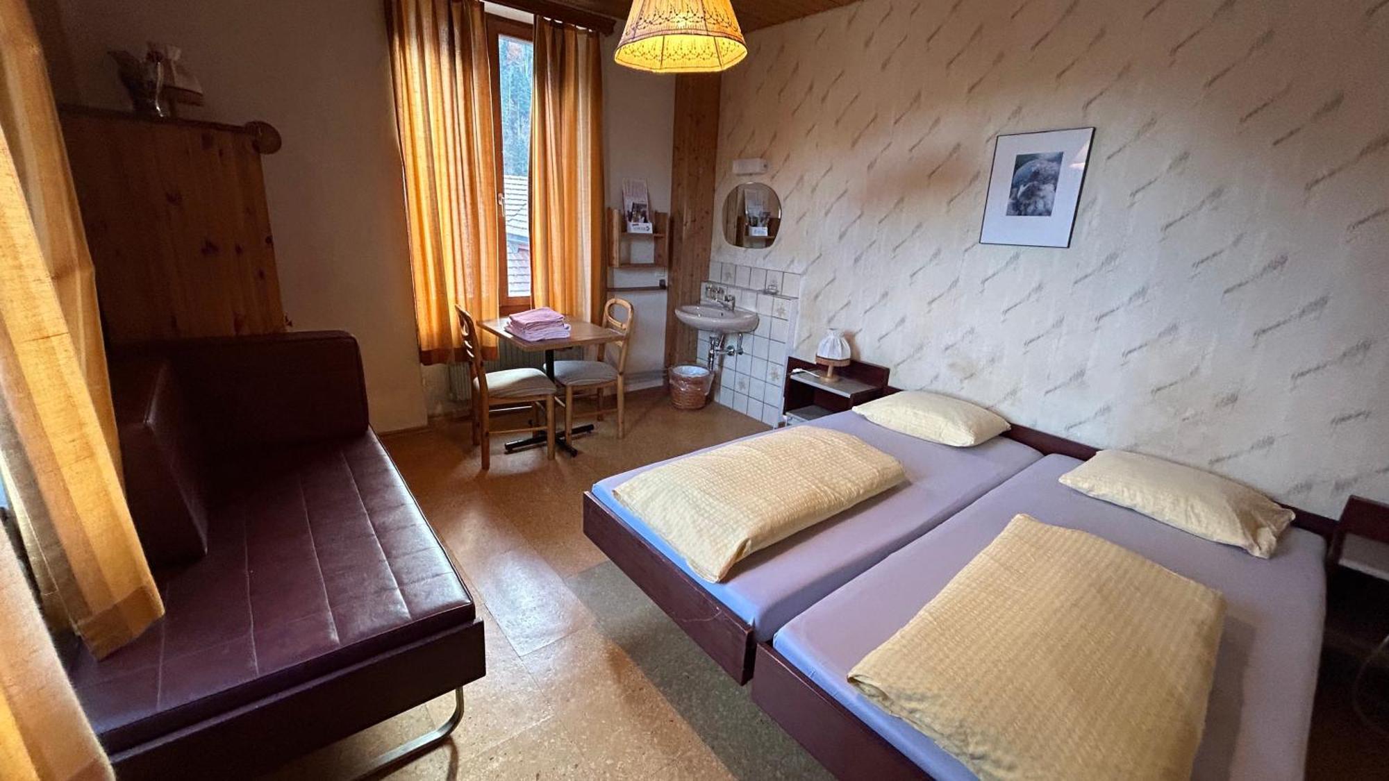 Maison D'Hotes De La Gare Montbovon Номер фото